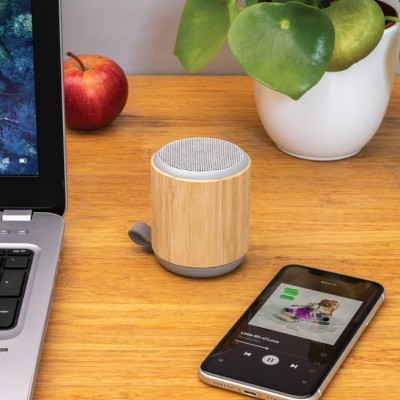 Altavoz inalámbrico 3w de bambú y tela personalizado